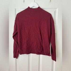 Old Navy Women's Mock Neck Maroon Sweater
